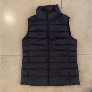 Uniqlo puffer vest